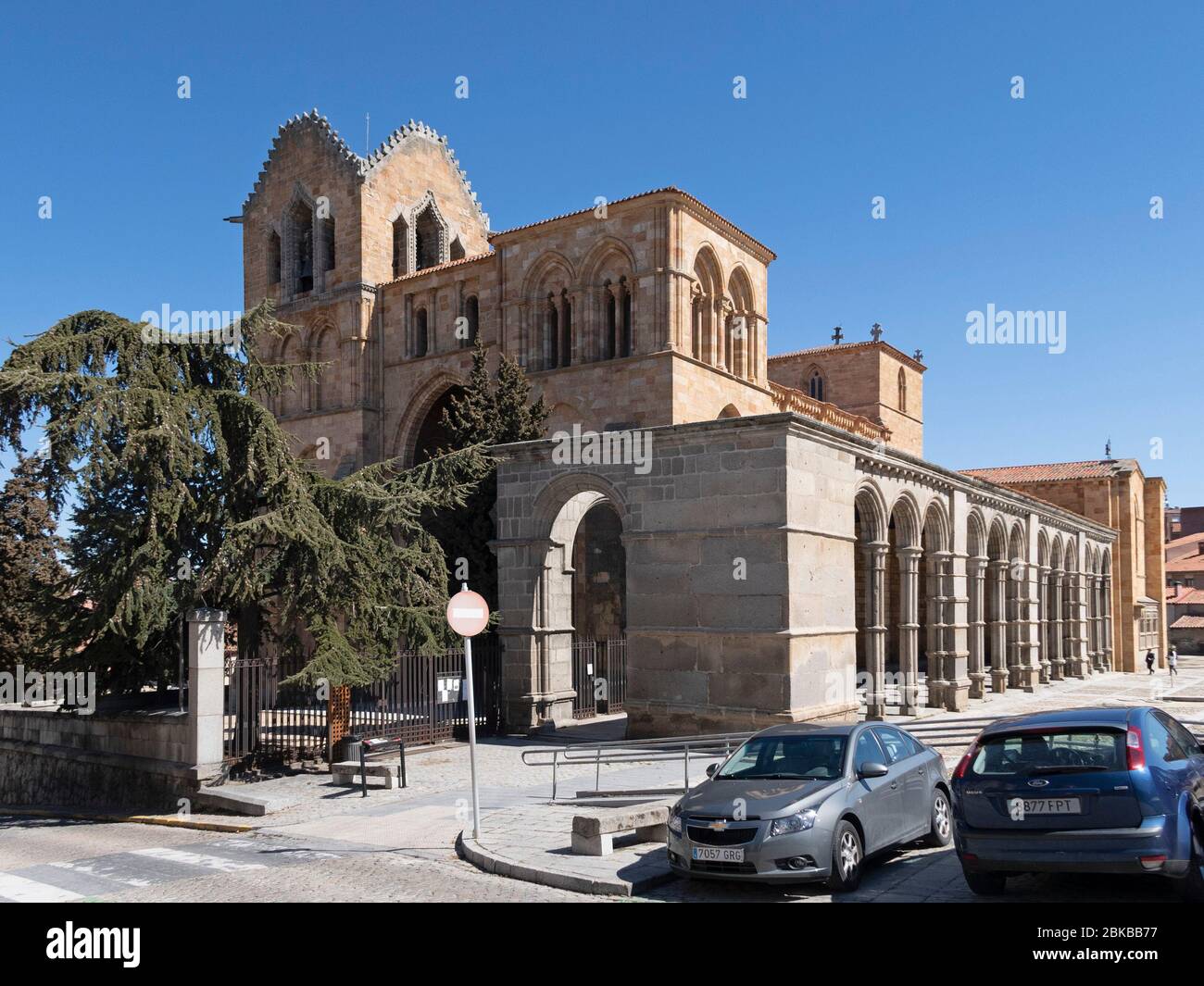 Basilika San Vicente aka Basilica de los Santos Hermanos Mártires