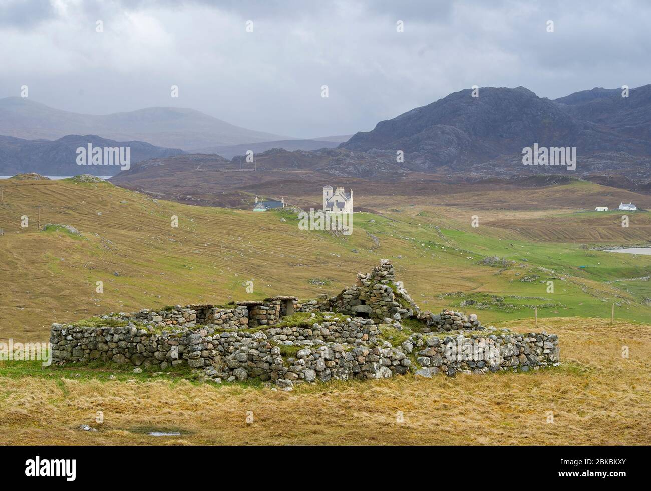 Verlassene Kate in der Nähe von Uig, Isle of Lewis, Äußere Hebriden, Schottland. Stockfoto