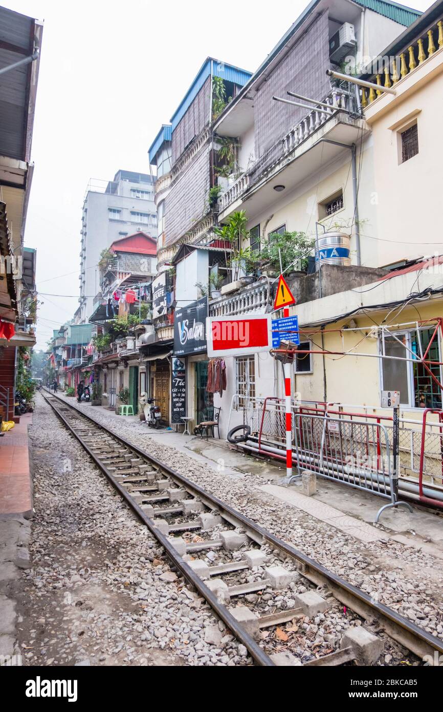 Hanoi Train Street, Tran Phu Street, Cua Dong District, Hanoi, Vietnam Stockfoto