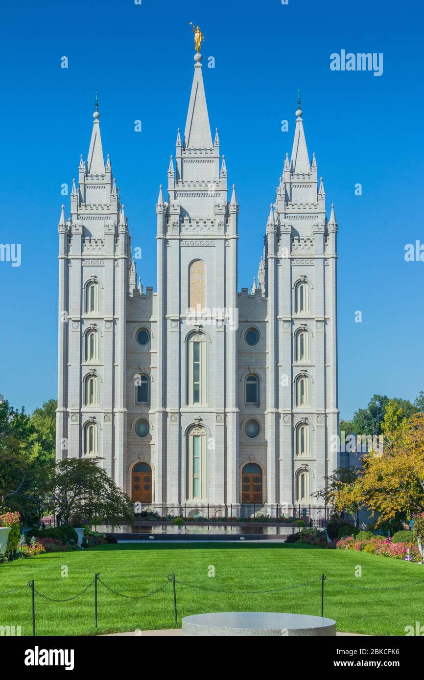 Salt Lake City LDS Tempel am Tempelplatz. Dieser Tempel brauchte 40 Jahre, um in den 1800er Jahren von der Kirche Jesu Christi der Heiligen der Letzten Tage zu bauen. Stockfoto