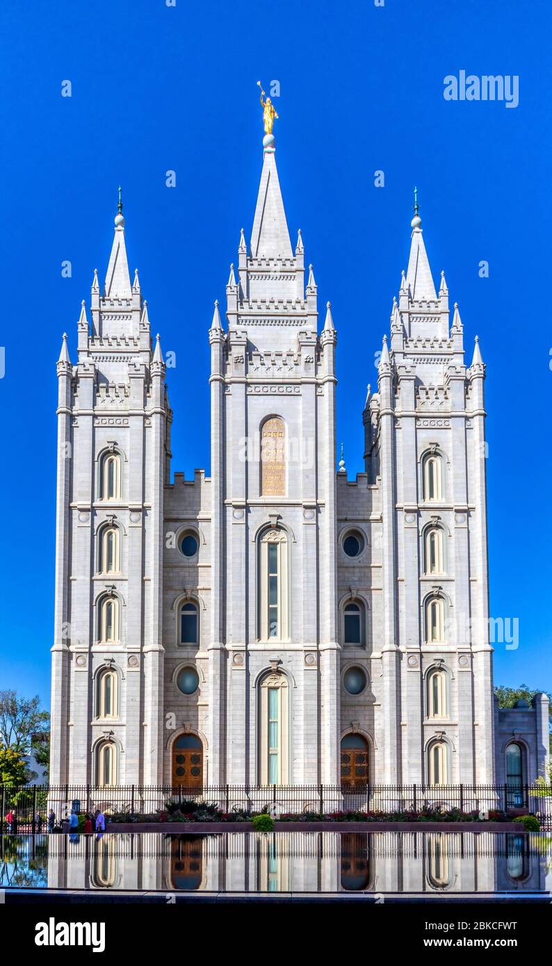 Salt Lake City LDS Tempel am Tempelplatz. Dieser Tempel brauchte 40 Jahre, um in den 1800er Jahren von der Kirche Jesu Christi der Heiligen der Letzten Tage zu bauen. Stockfoto