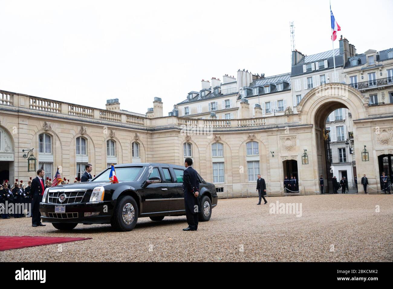 Präsident Donald J. Trump kommt zum hundertjährigen Gedenkessen zum Waffenstillstandstag, das der französische Präsident Emmanuel Macron am Sonntag, 11. November 2018, im Elysee-Palast in Paris veranstaltet. Der Waffenstillstandstag Hundertjähriges Gedenkessen Stockfoto