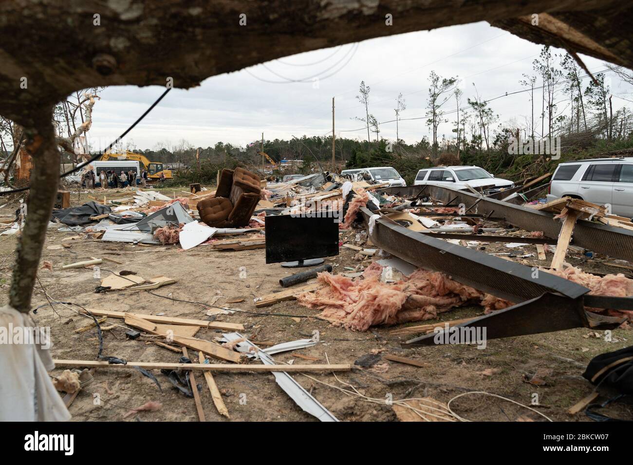 Szenen des Tornados verwüsteten Nachbarschaft in Lee County, Ala., besucht von Präsident Donald J. Trump und First Lady Melania Trump Freitag, 8. März 2019. Präsident Trump und First Lady Melania Trump besuchen Alabama Stockfoto