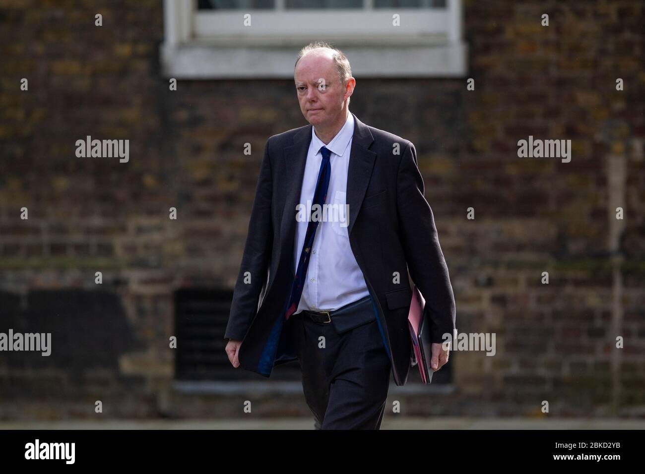 Chief Medical Officer Professor Chris Whitty kommt in Downing Street für die tägliche Coronavirus Briefing, Whitehall, London, Großbritannien Stockfoto