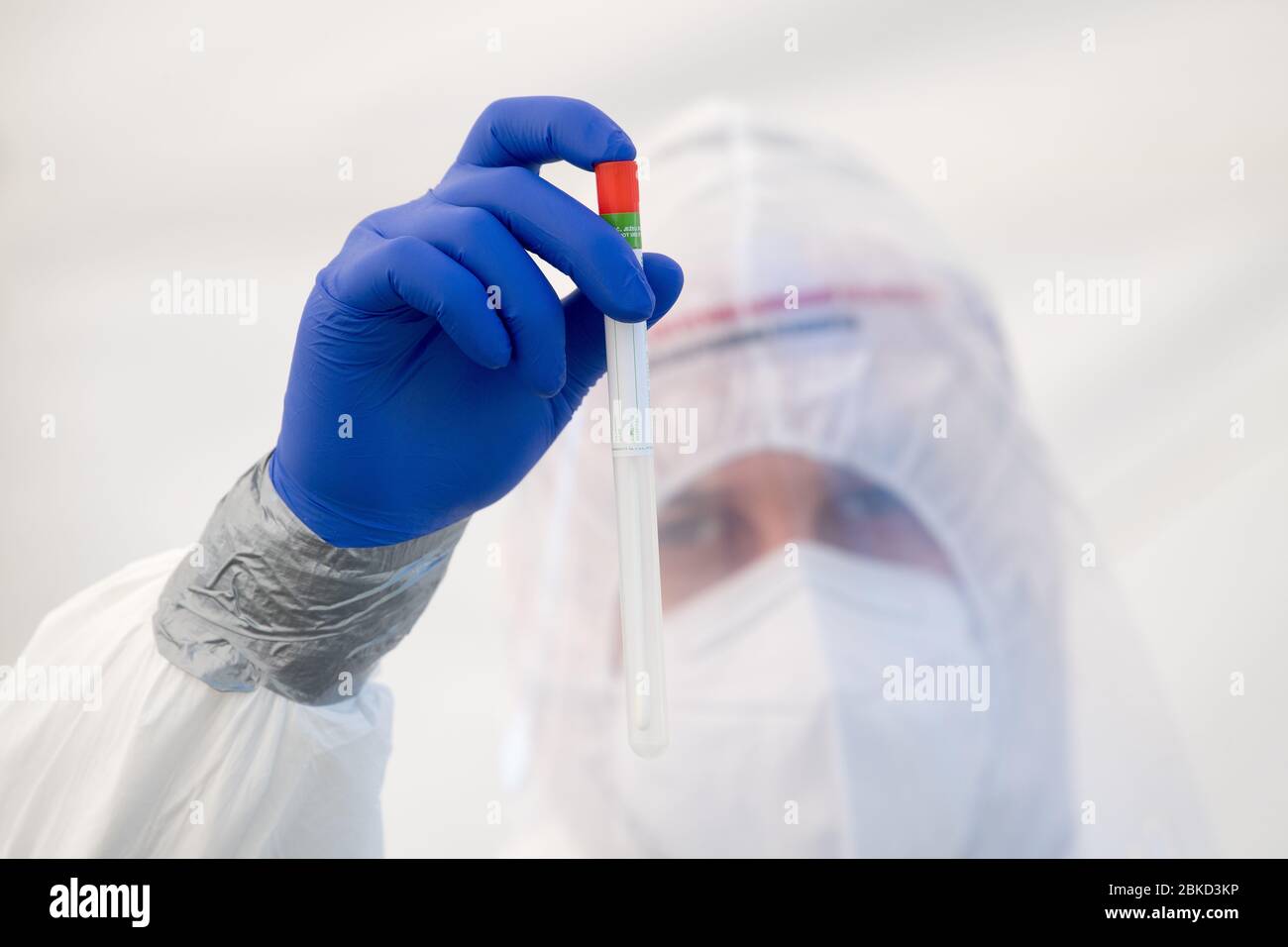 McDrive-Teststelle für die Coronavirus-Krankheit 2019 (COVID-19) in Gdynia, Polen. 23. April 2020 © Wojciech Strozyk / Alamy Stock Photo Stockfoto