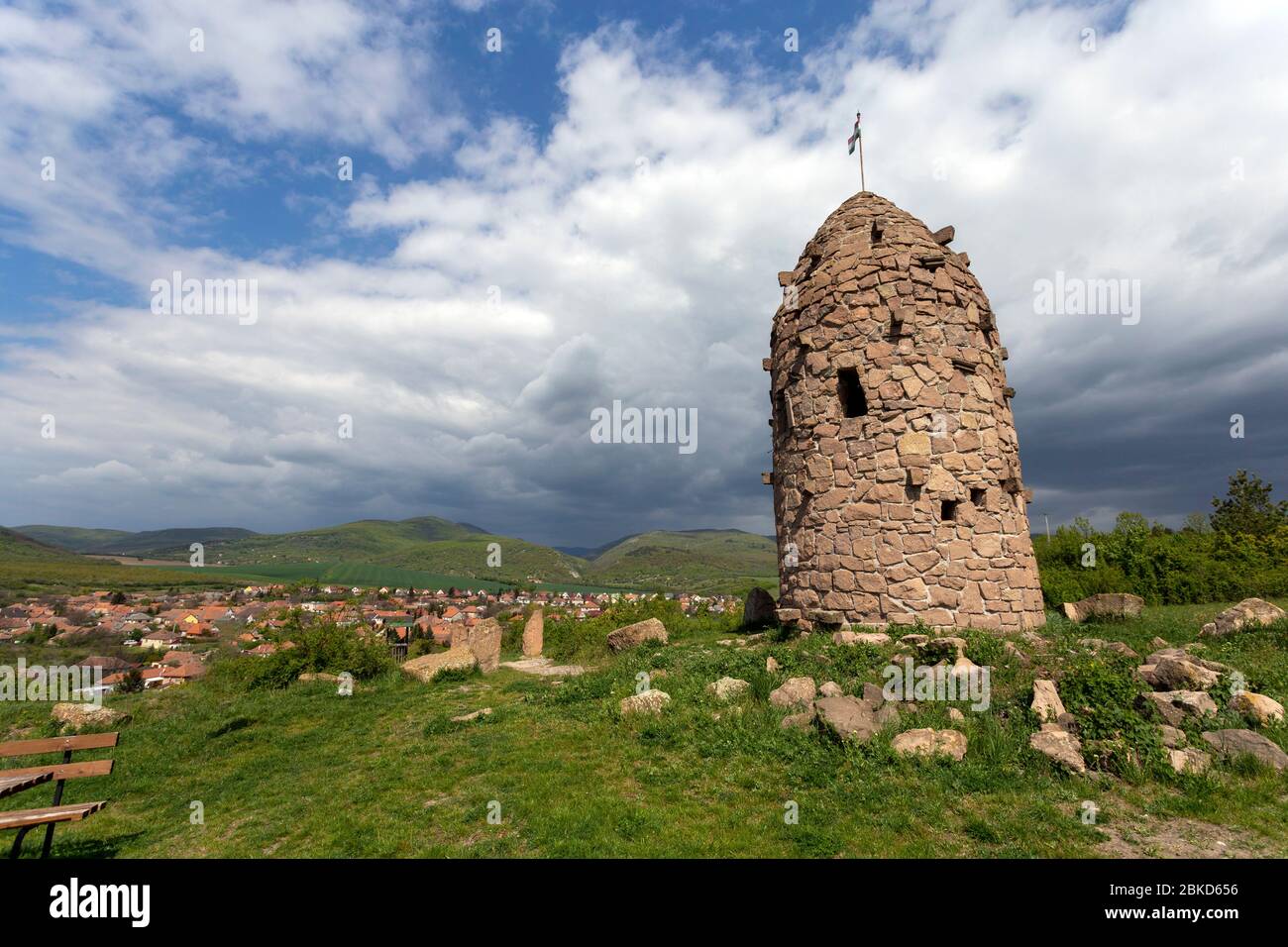 Millennium Aussichtsturm in Cserepfalu, Ungarn. Stockfoto