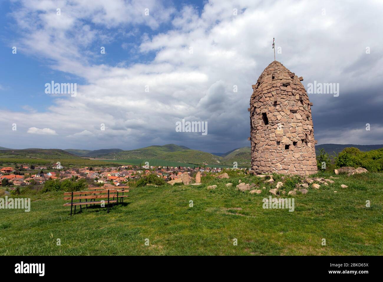 Millennium Aussichtsturm in Cserepfalu, Ungarn. Stockfoto