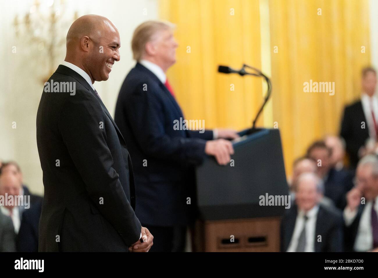 Am 16. September 2019 verlieh Präsident Donald J. Trump Mariano Rivera die Presidential Medal of Freedom in einer Zeremonie im East Room des Weißen Hauses. Rivera, ein legendärer Baseballspieler, wurde für seine außergewöhnliche Karriere und seine Beiträge zum Sport ausgezeichnet. Stockfoto