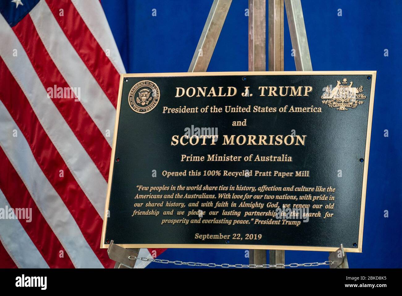 Am 22. September 2019 enthüllten Präsident Donald J. Trump und der australische Premierminister Scott Morrison eine Gedenktafel zum Besuch des Pratt Industries-Werks in Wapakoneta, Ohio, mit dem Exekutivvorsitzenden Anthony Pratt. Stockfoto