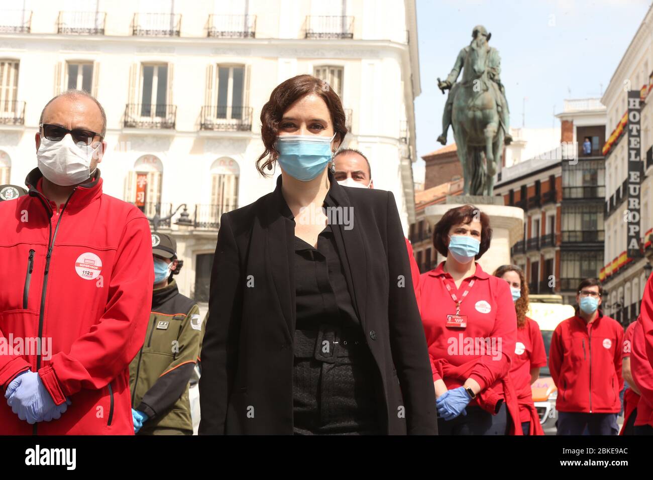 Madrid, Spanien. Mai 2020. Isabel Díaz Ayuso, Präsidentin der Autonomen Gemeinschaft Madrid, nimmt an der Feier des 2. Mai, dem Tag der Rebellion gegen die französische Invasion 1808, an der Puerta del Sol Teil. Kredit: Cesar Luis de Luca/dpa/Alamy Live News Stockfoto