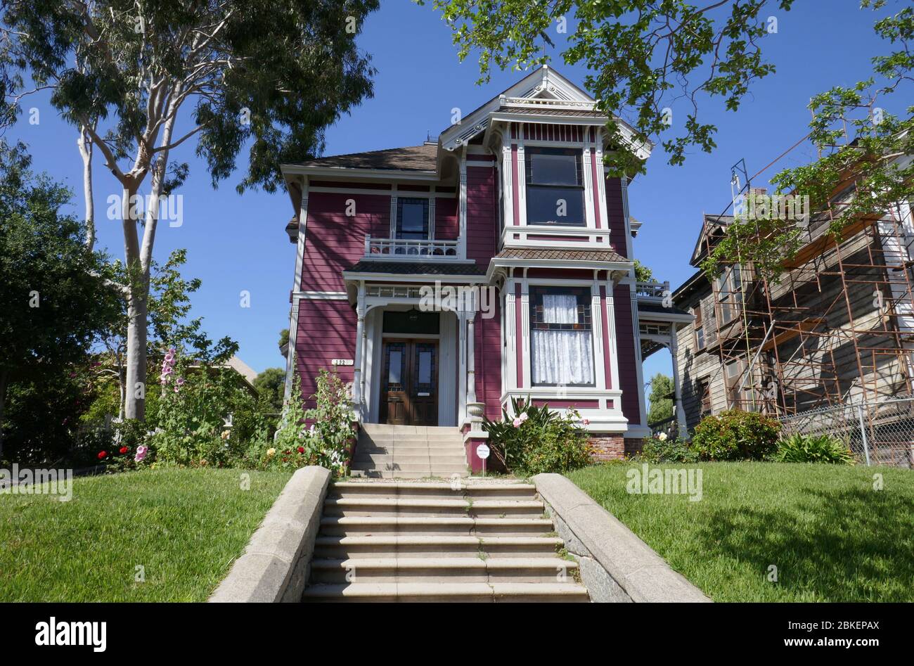 Los Angeles, Kalifornien, USA 3. Mai 2020 EIN allgemeiner Blick auf die Atmosphäre des Charmed House in der Carroll Avenue 1329 am 3. Mai 2020 in Los Angeles, Kalifornien, USA. Foto von Barry King/Alamy Stock Photo Stockfoto