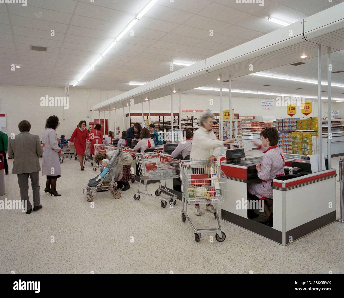 1991, Kwiksave Supermarkt, Penkridge, Staffordshire, West Midlands, England Stockfoto