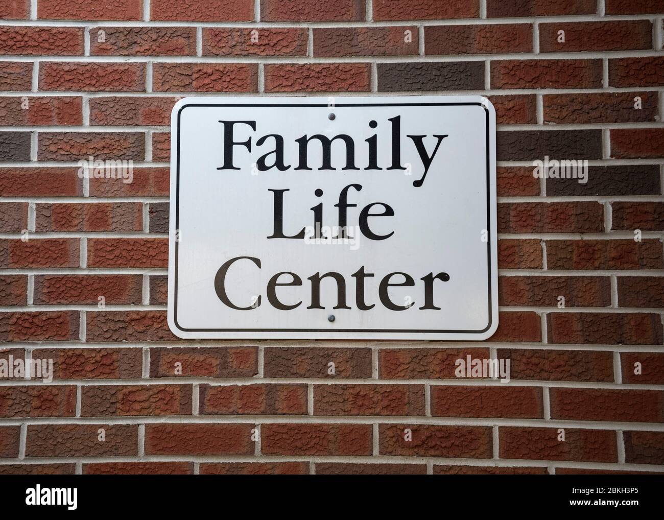 Family Life Center Schild an der Seite eines Kirchengebäudes in Florida. Stockfoto