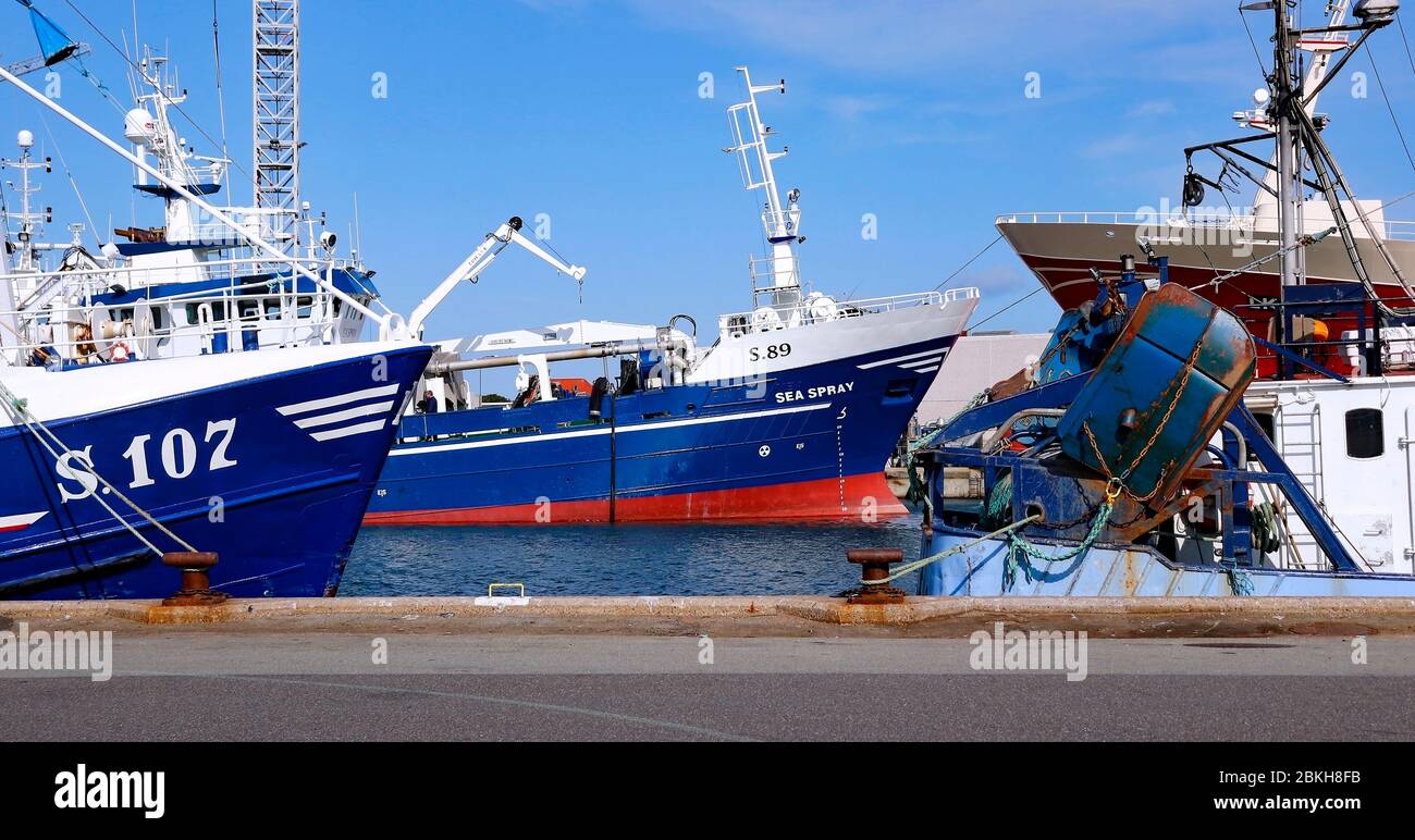 Tiefseeschleppnetzfischern im Hafen von Skagen. Dänemark. August 2019. Stockfoto