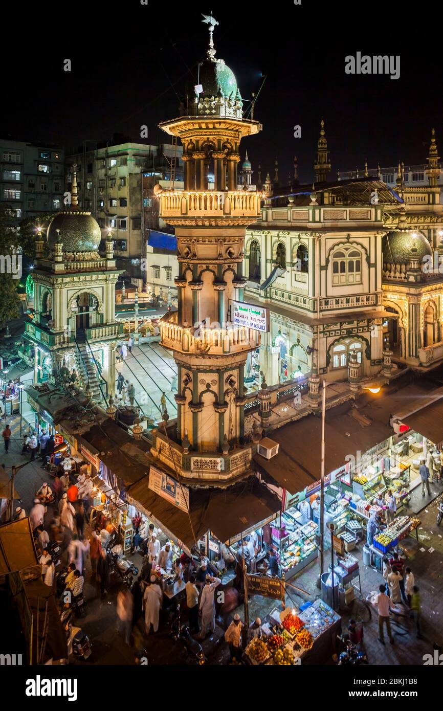Indien, Maharashtra Staat, Bombay, auch genannt Mumbay, Mohammed Ali Straße, erhöhte Nacht Blick auf Minara Masjid Moschee Stockfoto