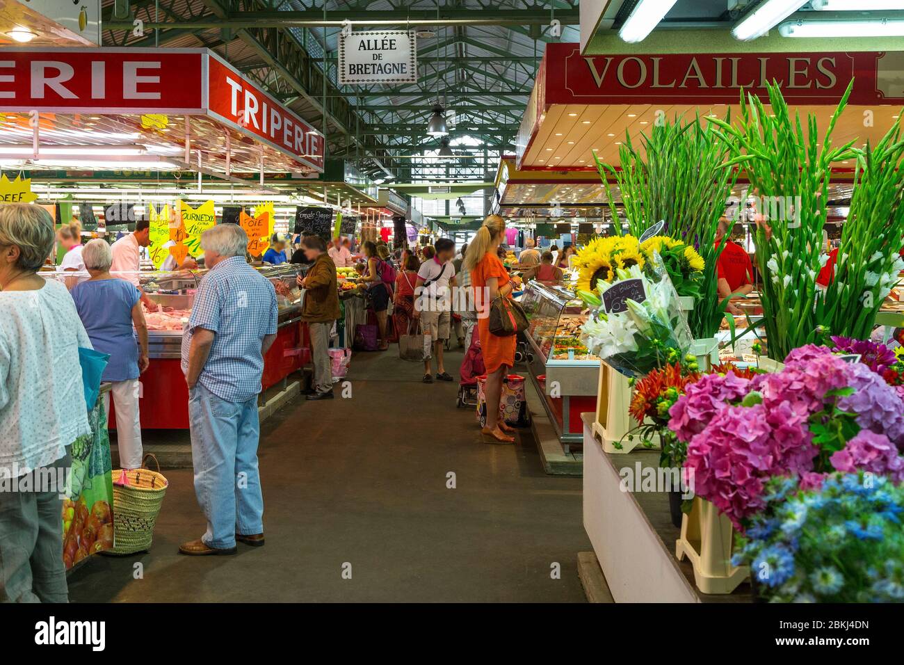 Frankreich, Hauts de seine, Le Plessis-Robinson, Markt unter der Halle, Place du 8 Mai 1945 Stockfoto