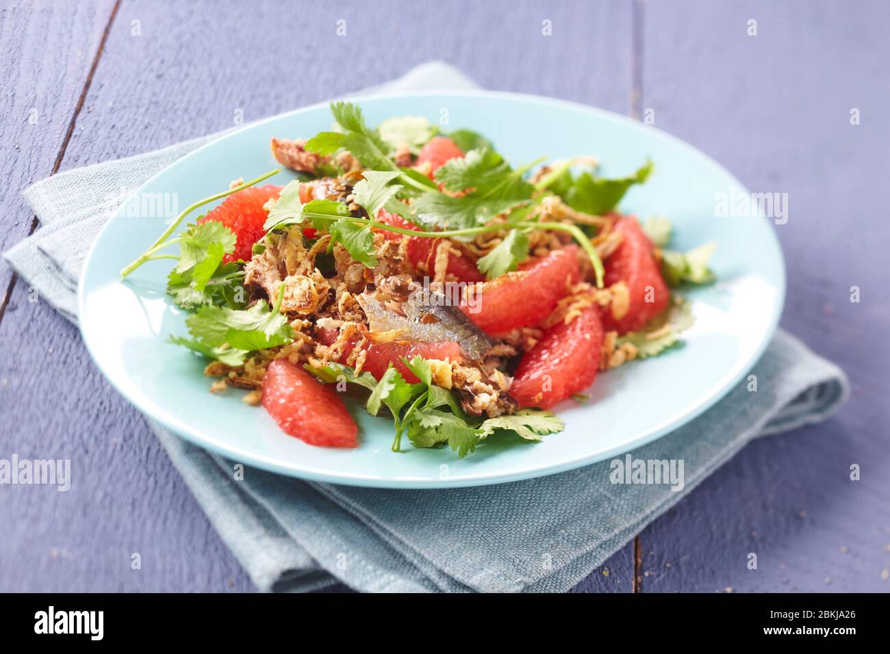 Sardinen Salat Schalotte Grapefruit Stockfoto