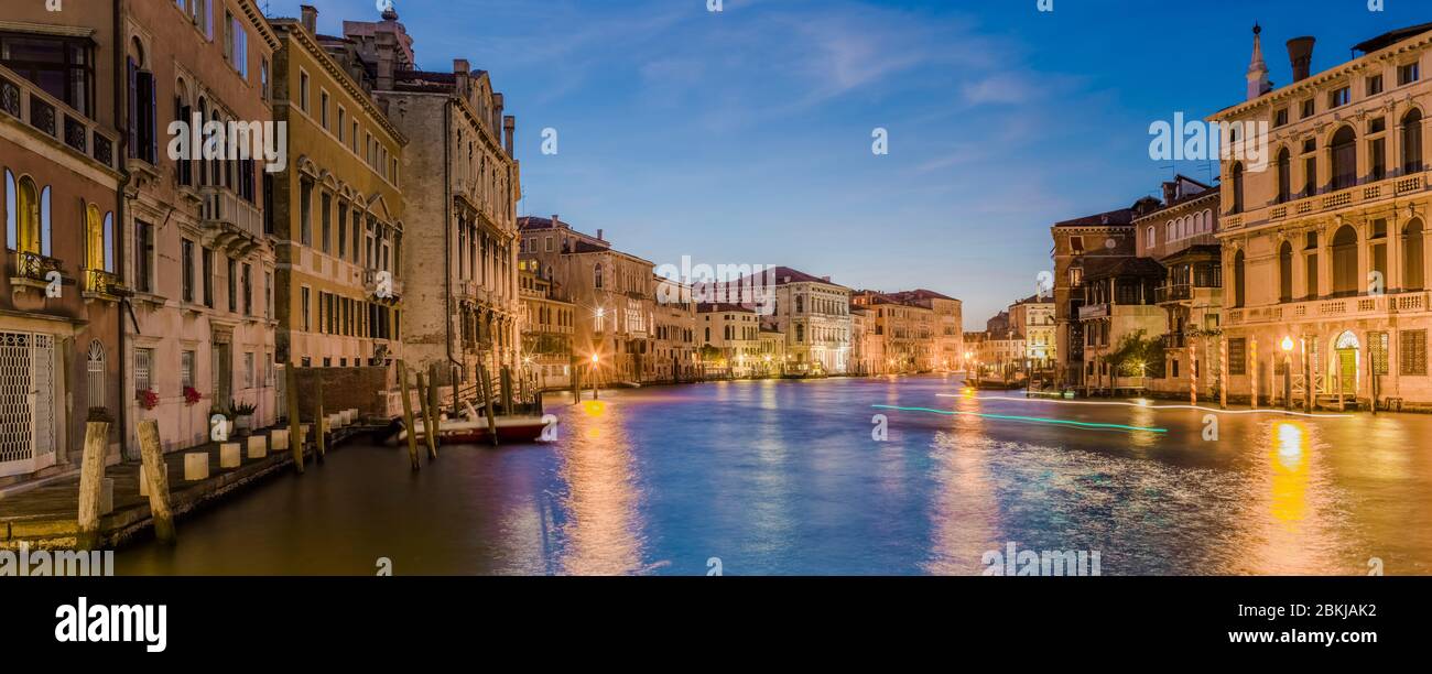 Italien, Venetien, Venedig, Liste als Weltkulturerbe der UNESCO, großer Kanal bei Nacht Stockfoto