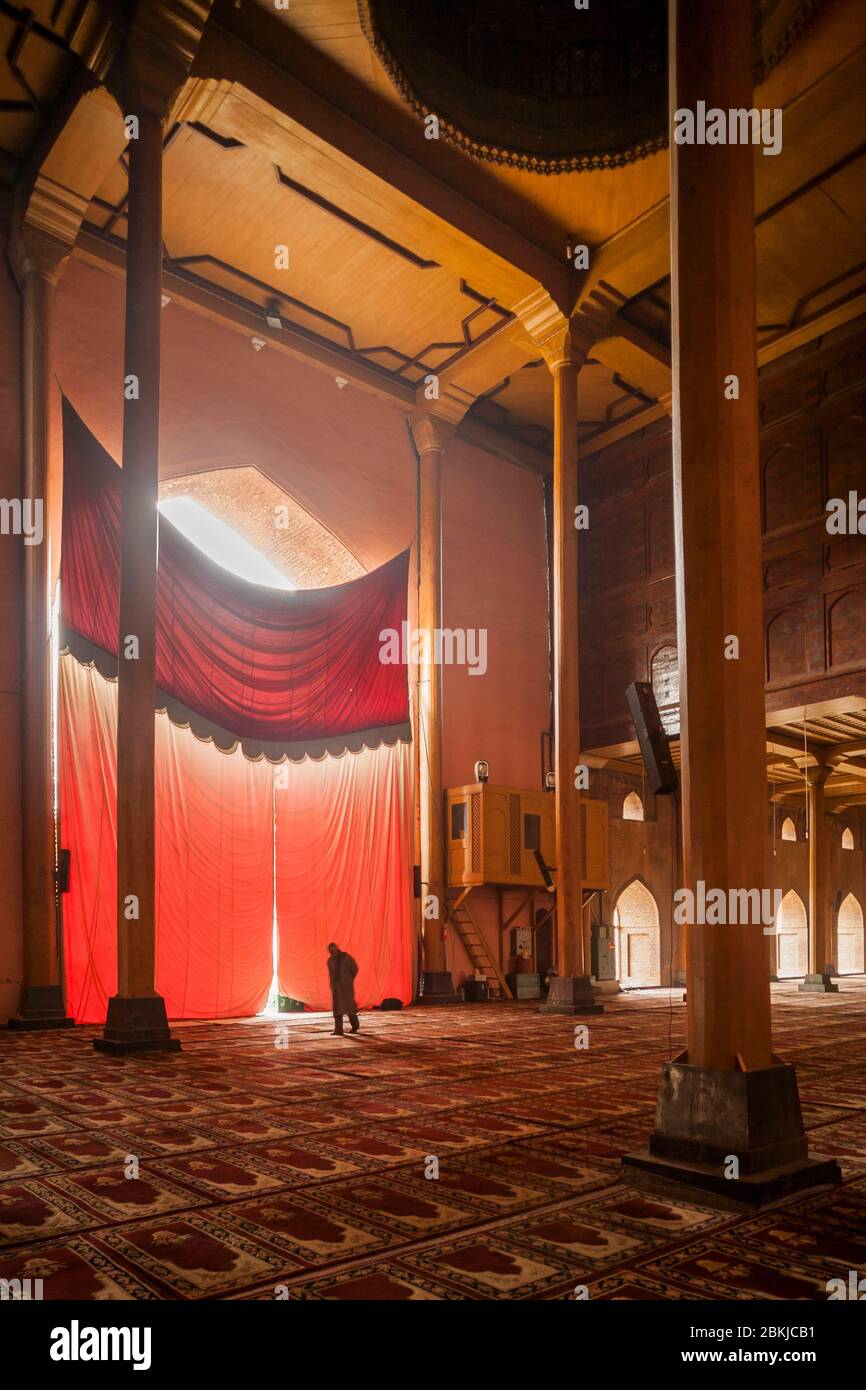 Indien, Jammu und Kaschmir, Srinagar, Jamia Masjid Moschee, Gebetshalle Stockfoto