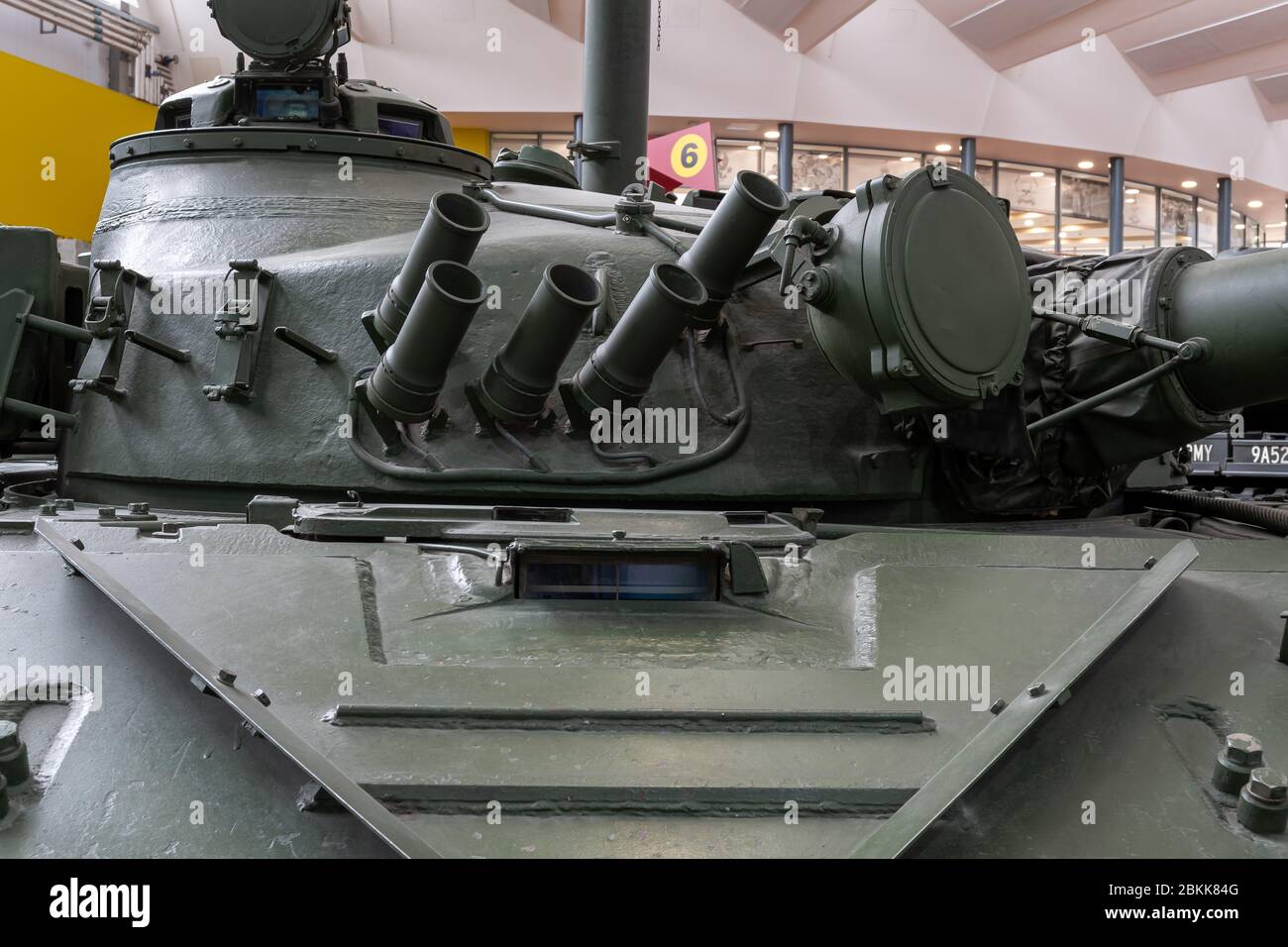 Bovington.Dorset.United Kingdom.9. Februar 2020.EIN T 72 Kampfpanzer ist auf dem Display im Tank Museum Stockfoto