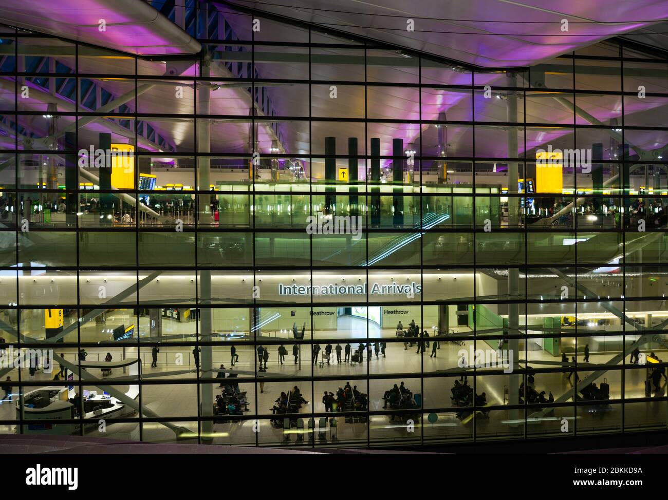 Terminal 2, Flughafen Heathrow, London, Großbritannien Stockfoto