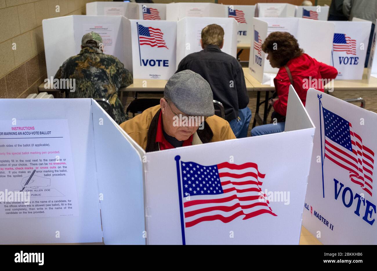 Die Wähler haben während der Zwischenwahlen 2014 im Jefferson County, Missouri, ihre Stimme gegeben Stockfoto