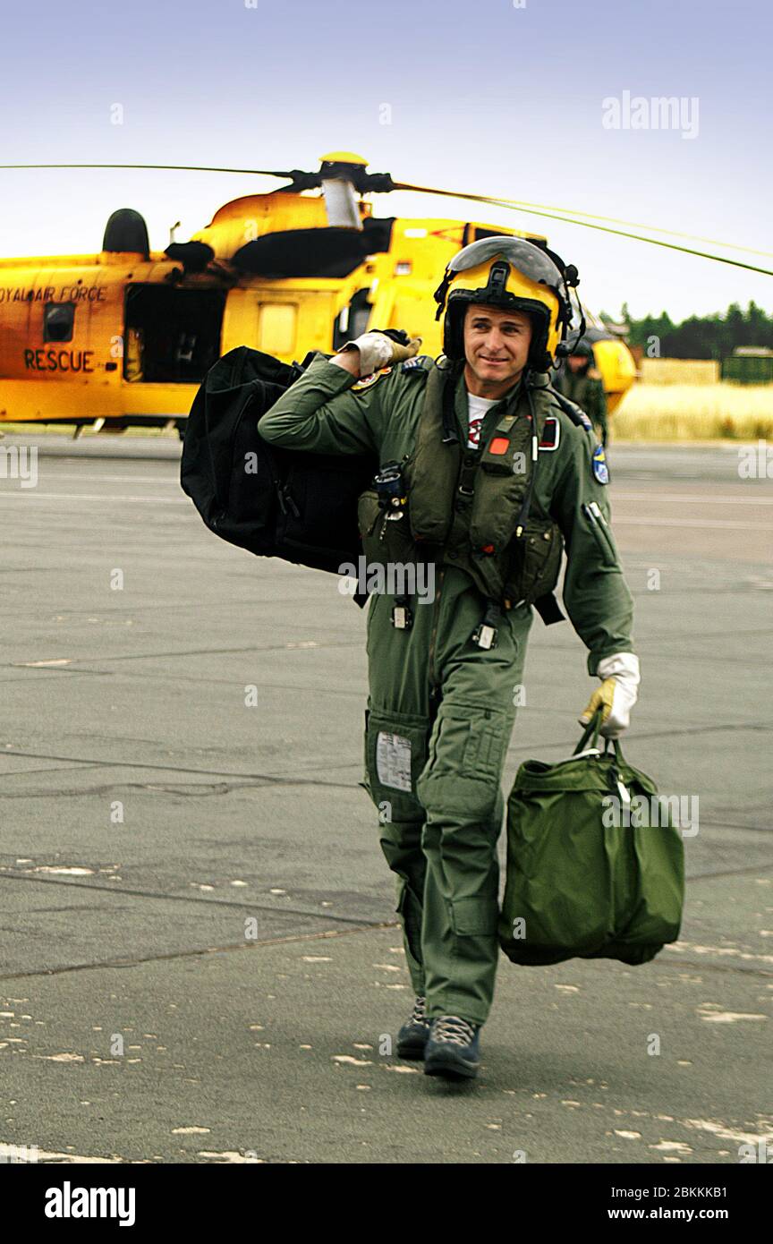 Militärischer Helikopter Pilot Stockfoto