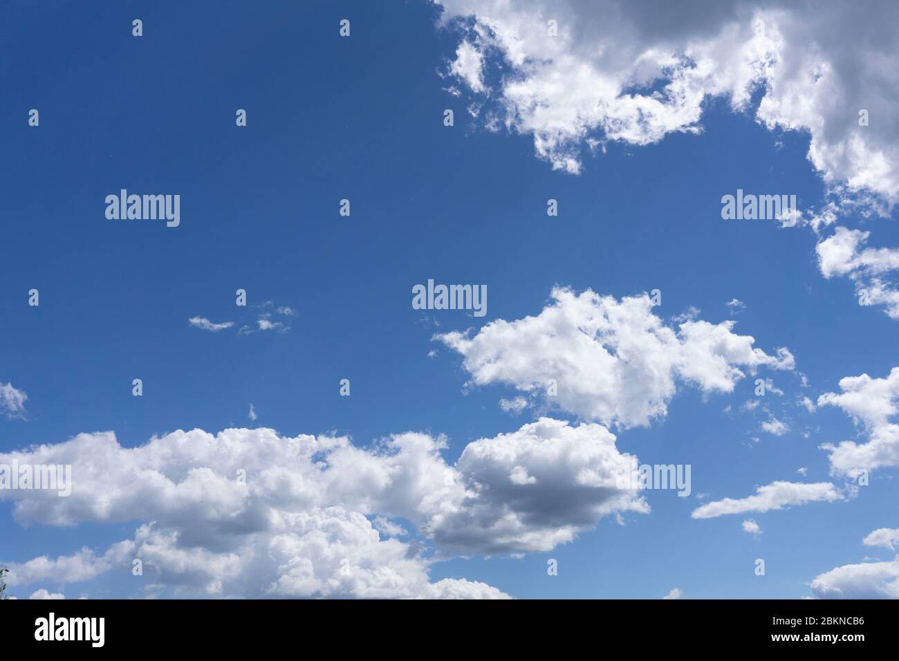Blauer Himmel Erwärmung Ozon Meteorologie Landschaftsfarbe . Stockfoto