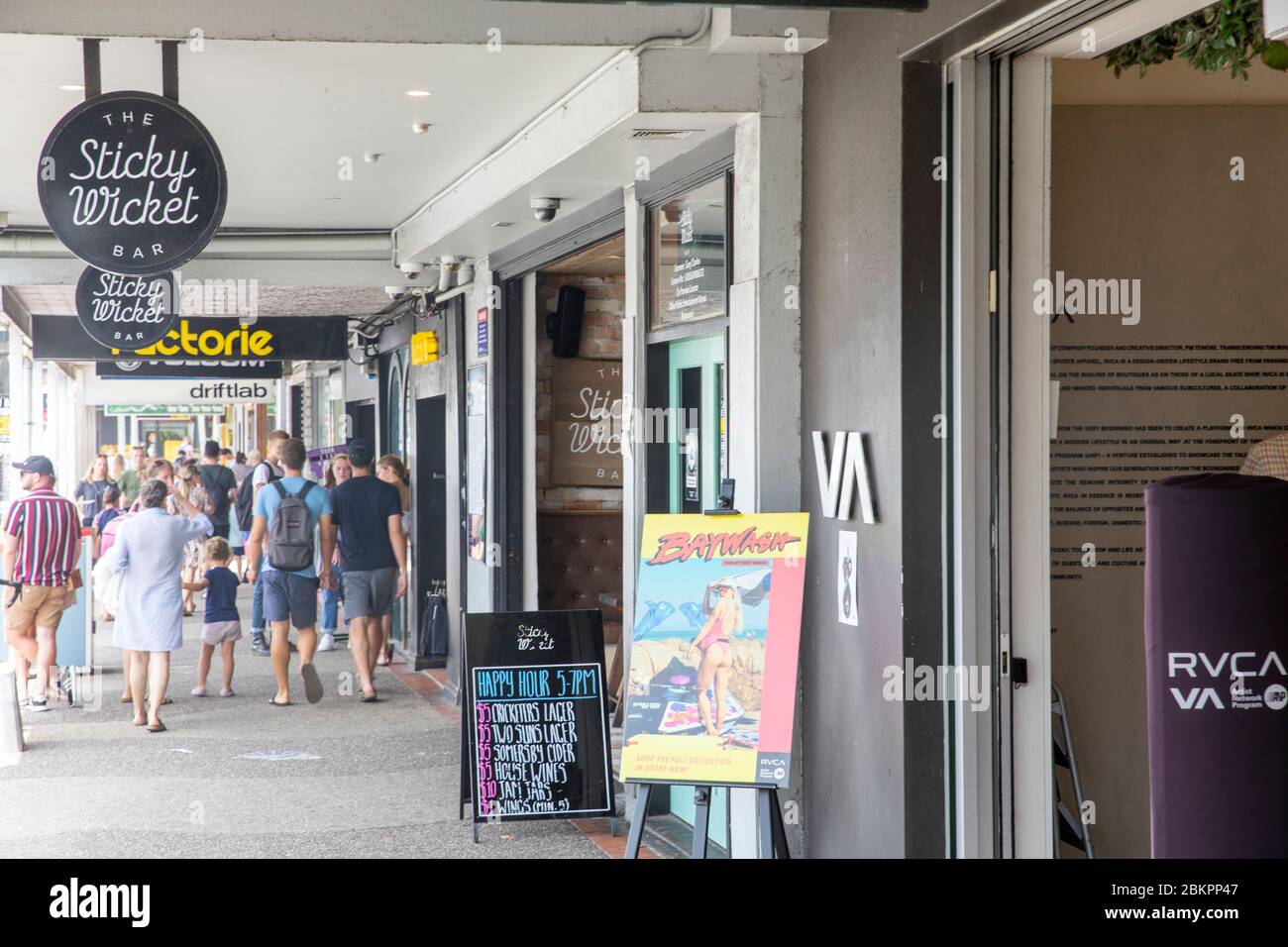 Die Sticky Wicket Bar im Stadtzentrum von Byron Bay, NSW, Australien Stockfoto