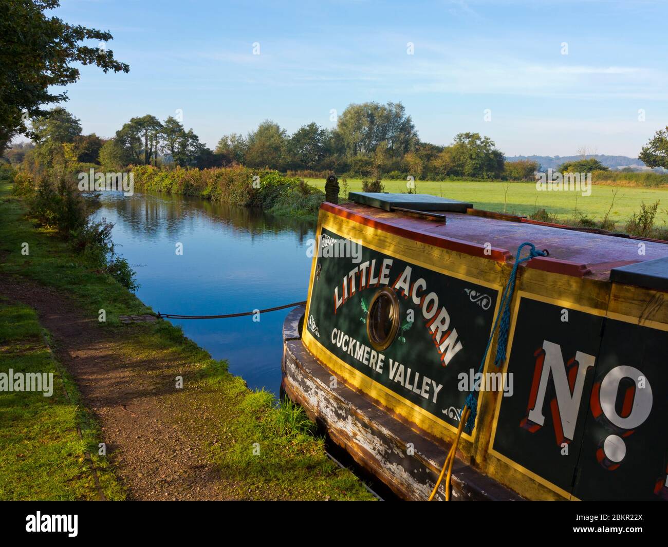 Kanalboot auf dem Trent und Mersey Kanal in der Nähe Branston Water Park in Staffordshire England Großbritannien im Jahr 1777 abgeschlossen. Stockfoto