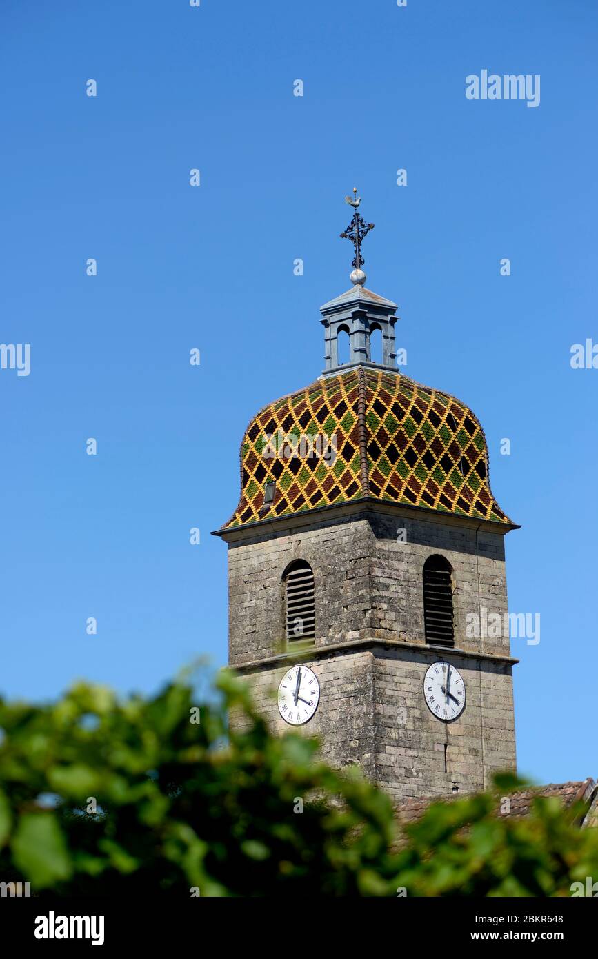 Frankreich, Haute Saone, Mollans, Kirche aus dem 18. Jahrhundert, kaiserlicher Comtois-Kirchturm Stockfoto