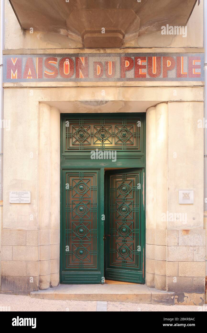Frankreich, Haute Vienne, Limoges, Maison du Peuple, Art Deco-Gebäude, entworfen von Leon Faure und 1936 gebaut, um Gewerkschaftsaktivitäten zu beherbergen Stockfoto