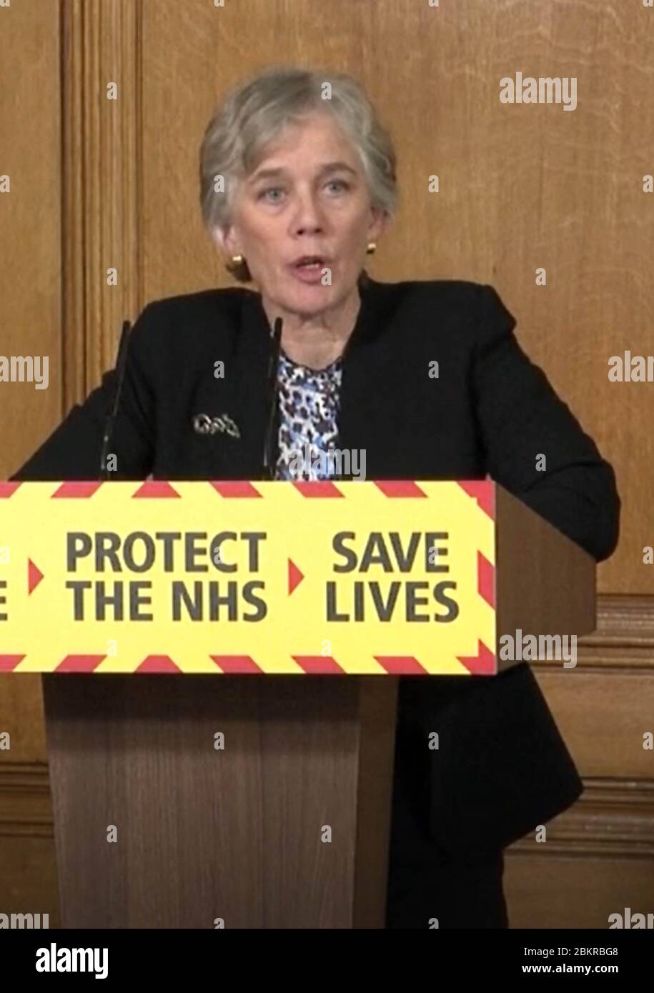 Bildschirmschnappschuss von der stellvertretenden Chief Scientific Officer Professor Dame Angela McLean während einer Medienbesprechung in Downing Street, London, über Coronavirus (COVID-19). Stockfoto