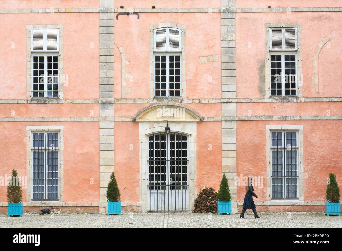 Frankreich, Loiret, Meung sur Loire, Gemeinde das Hotel liegt im Umkreis des Loire-Tal als Weltkulturerbe der UNESCO, Schloss aus dem 12. Jahrhundert erbaut und diente als Residenz der Bischöfe von Orleans dann Gefängnis, das Fran?ois Villon war der berühmteste Gefangene, Fassade Stockfoto