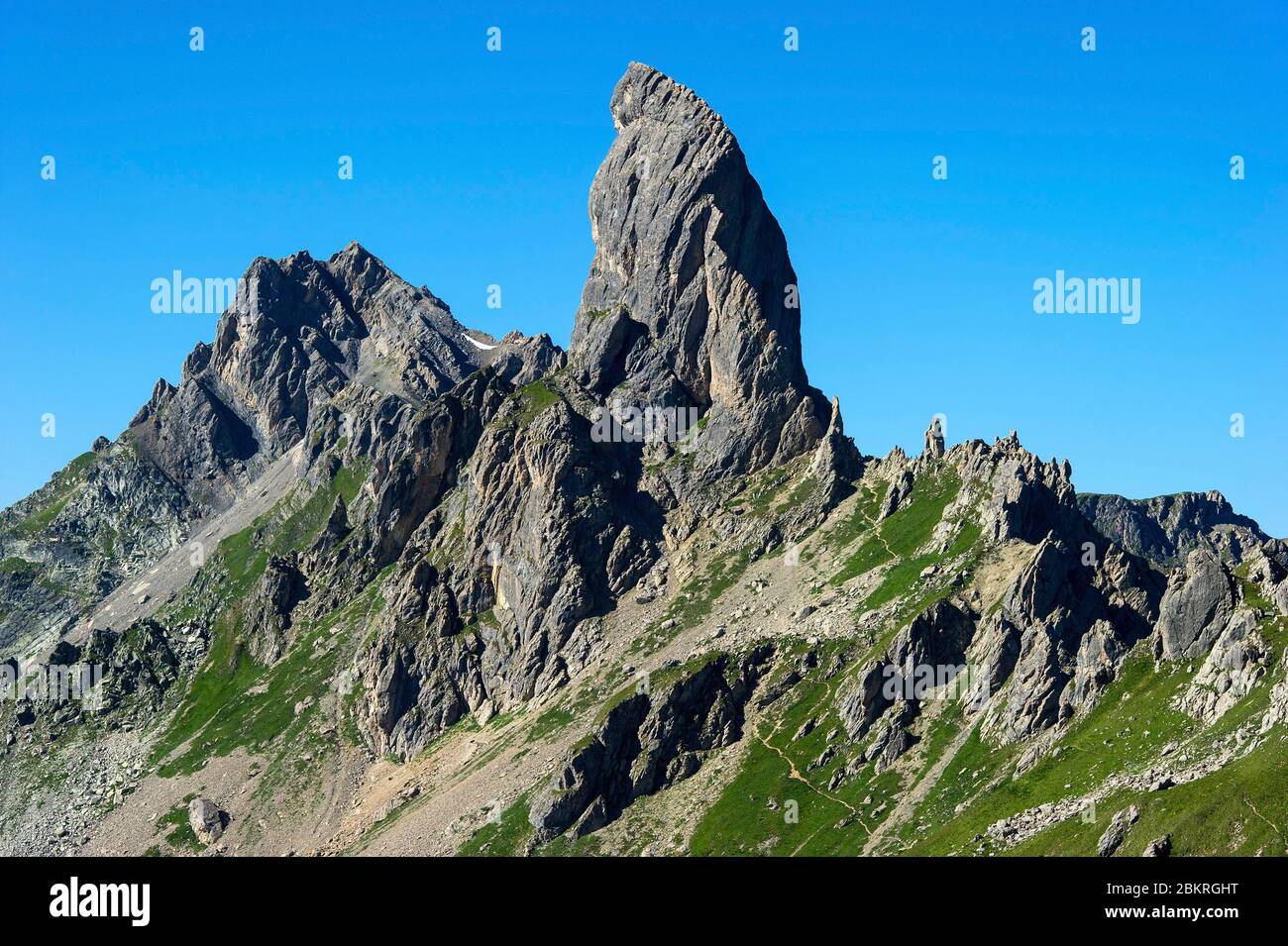 Frankreich, Savoie, Beaufortain, die Refuge de Presset, die Pierra Menta (2714 m) und der Roc de la Charbonni?re (2738 m) dahinter Stockfoto