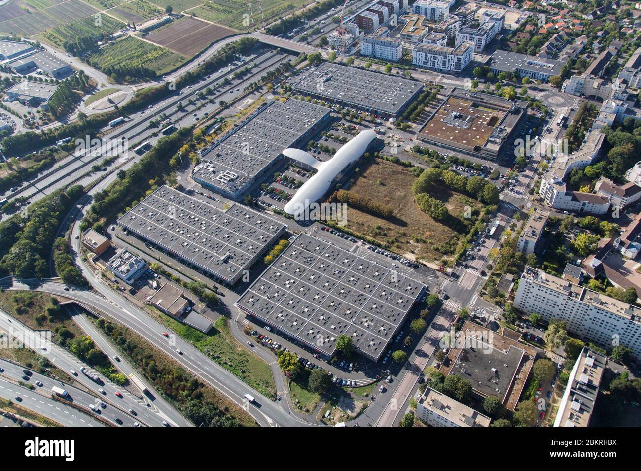 Frankreich, Val de Marne, Fresnes, Einkaufszentrum La Ceriseraie (Luftaufnahme) Stockfoto