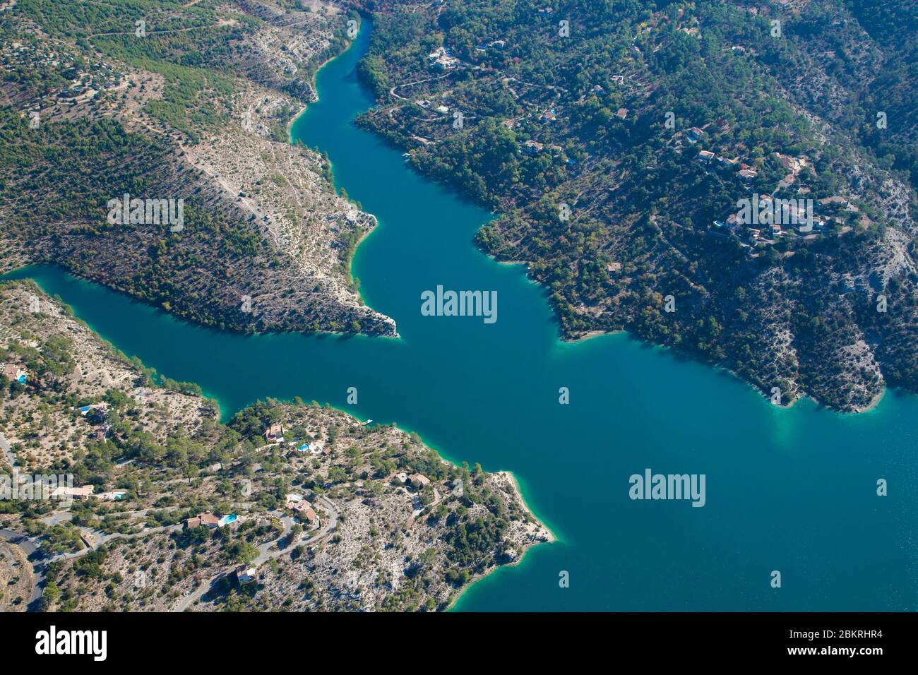 Frankreich, Alpes de Haute Provence, Esparron de Verdon, regionaler Naturpark von Verdon, Esparron See (Luftaufnahme) Stockfoto