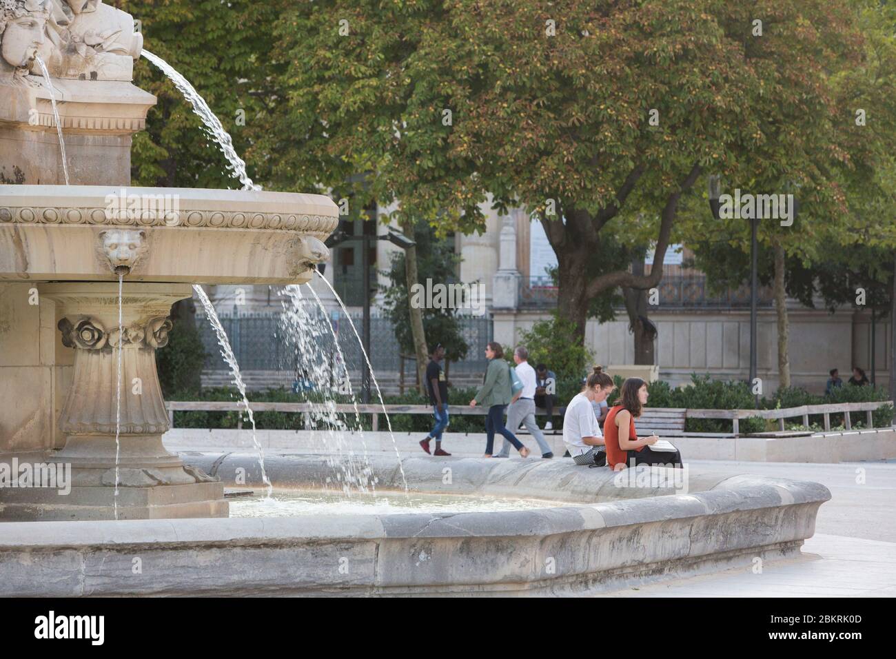Frankreich, Gard, Nimes, Charles de Gaules Esplanade, Pradier Brunnen Stockfoto