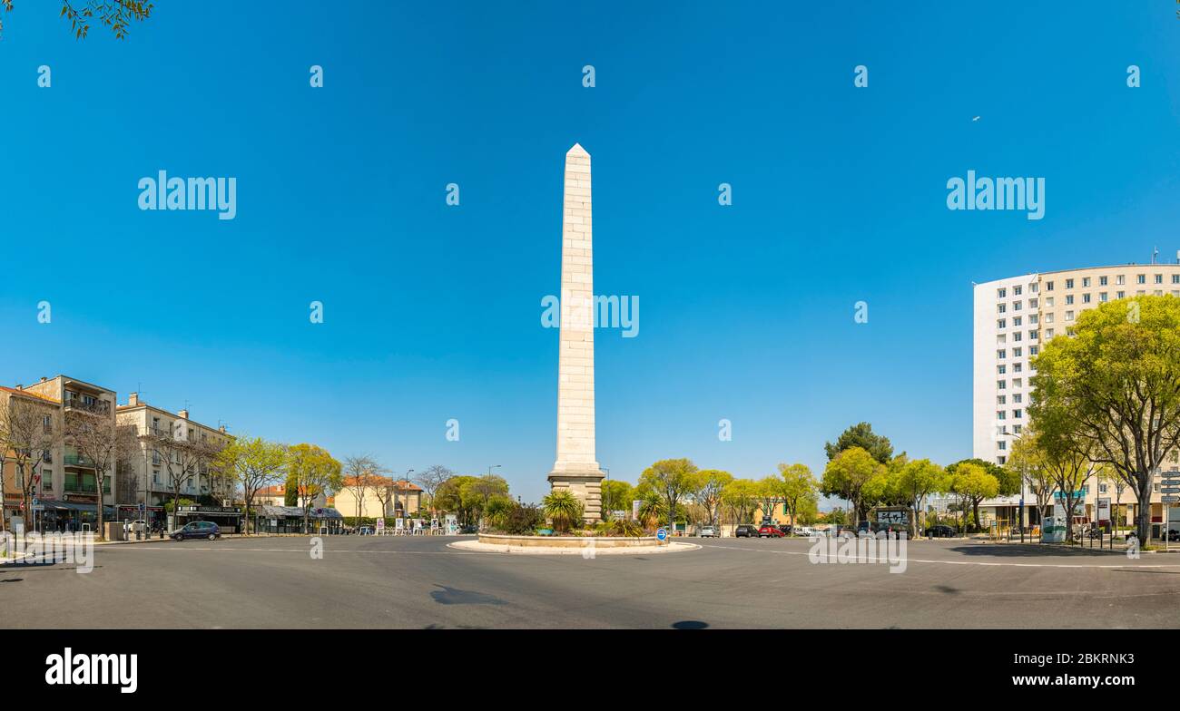 Frankreich, Bouches du Rhone, Marseille, Covid-19 oder Coronavirus-Sperre, Mazargues Kreuzung ohne Autoverkehr Stockfoto