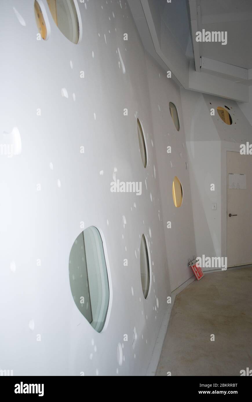 Treppe Treppe Treppe am NYU Department of Philosophy 70 Washington Square, New York von Steven Holl Architects Stockfoto