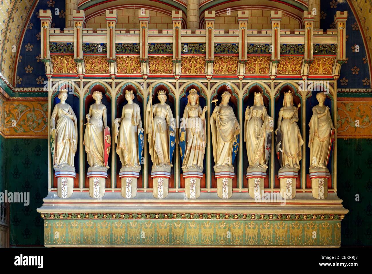 Frankreich, Oise, Pierrefonds, Pierrefonds Schloss im 14. Jahrhundert von Louis von Orleans gebaut und von Viollet le Duc im 19. Jahrhundert renoviert, der Worthies-Raum, Statuen der neun Präuses, die höfische Liebe darstellen Stockfoto