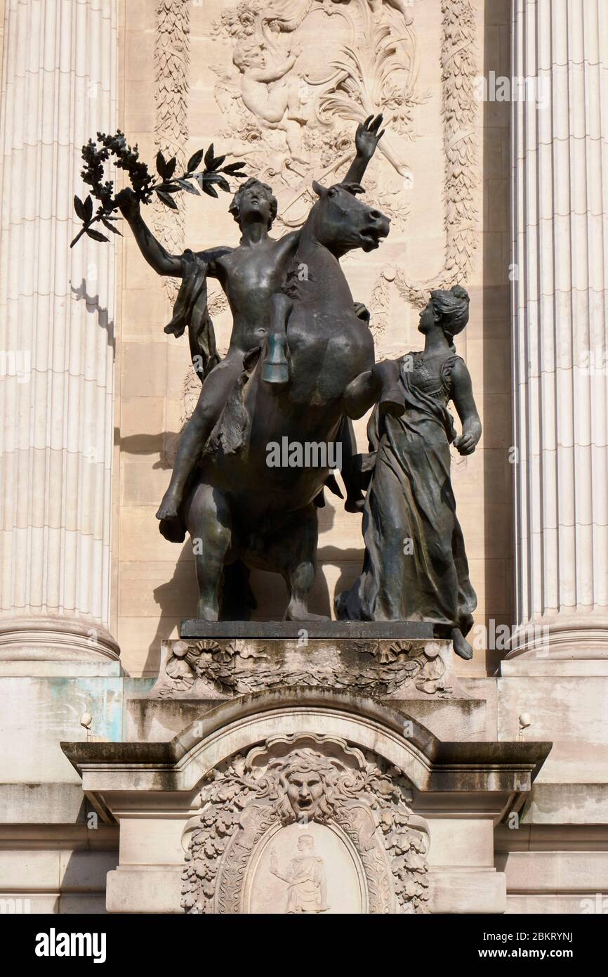 Frankreich, Paris, Palais de la Couverte (Discovery Palace), Statue, die Inspiration durch die Weisheit von Alexandre Falguiere Stockfoto