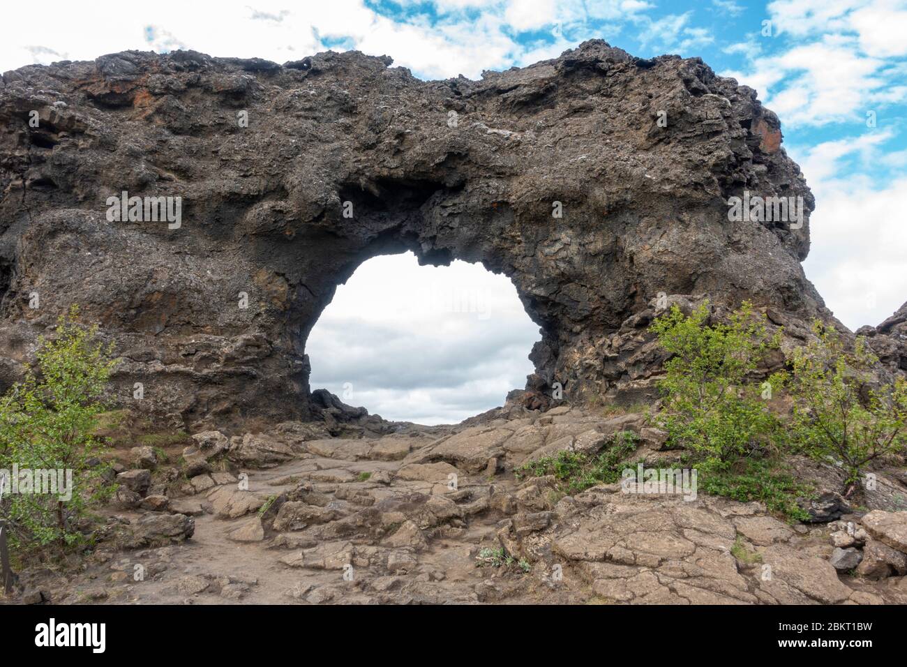 Ein massiver Lavabereich im Dimmuborgir Lavafeld, Mývatn, Island. Stockfoto