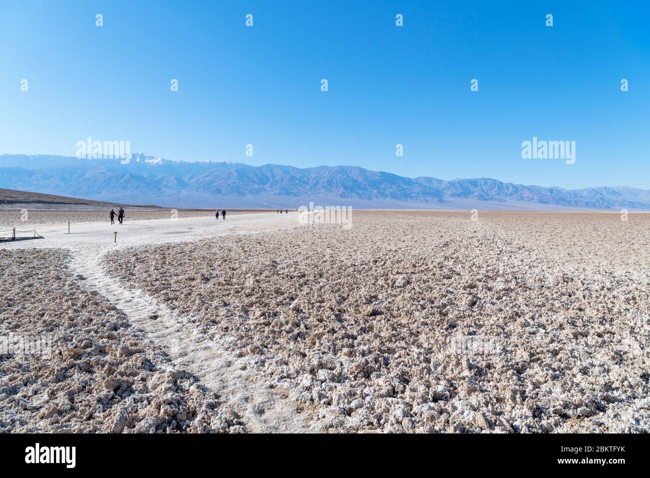 Badwater Basin, der niedrigste Punkt in Nordamerika, Death Valley National Park, Kalifornien, USA Stockfoto
