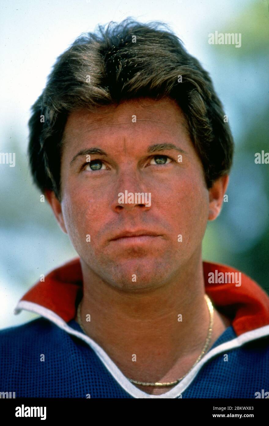 Schauspieler Larry Manetti Porträt zu Hause um die 1980er Jahre in Los Angeles, CA Stockfoto