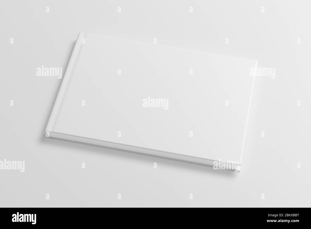 Leerer horizontaler Bucheinband auf weißem Hintergrund. Seitenansicht Stockfoto