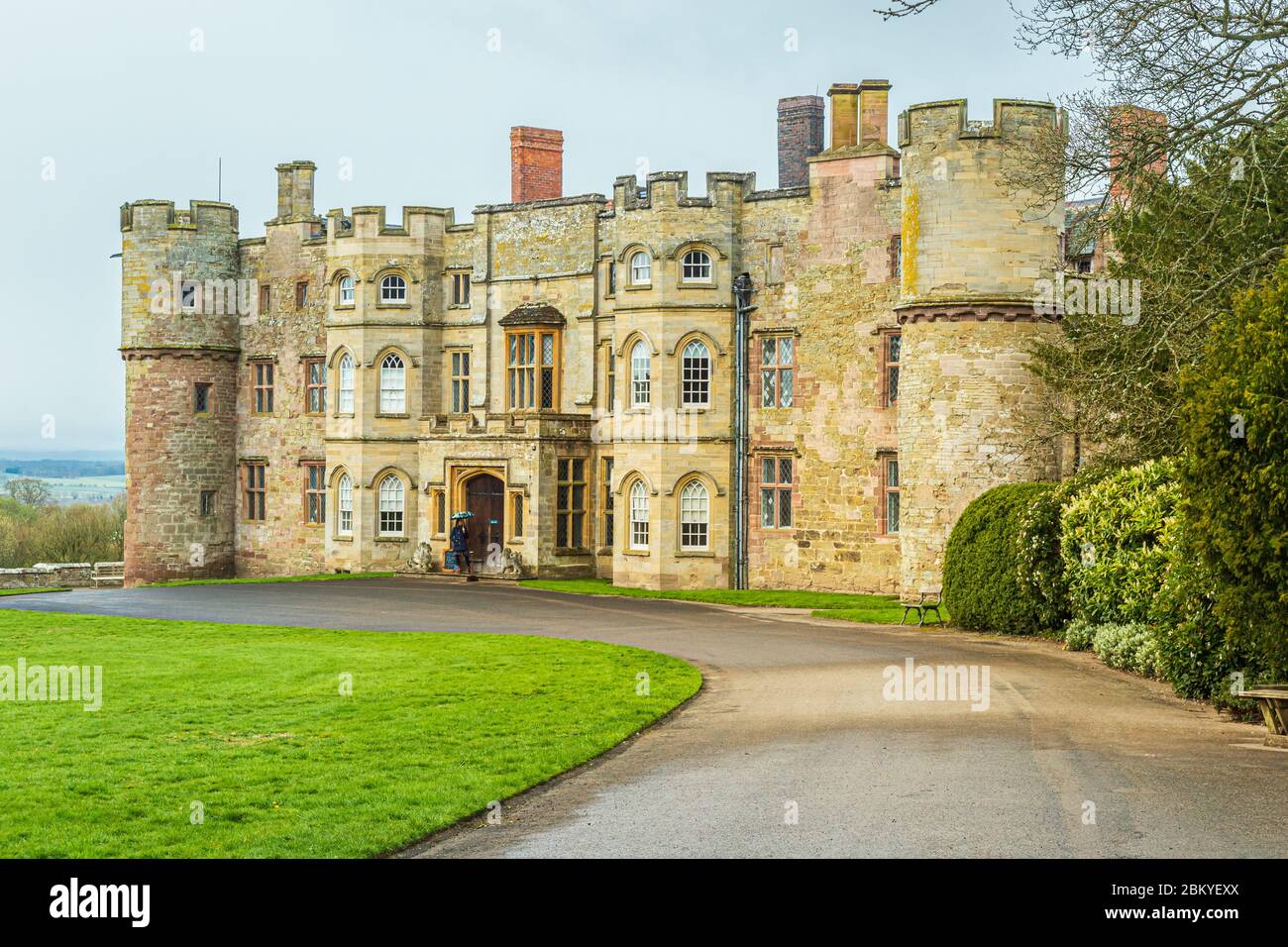 Herefordshire, England, 3. April 2019: Blick auf Croft Castle. Stockfoto