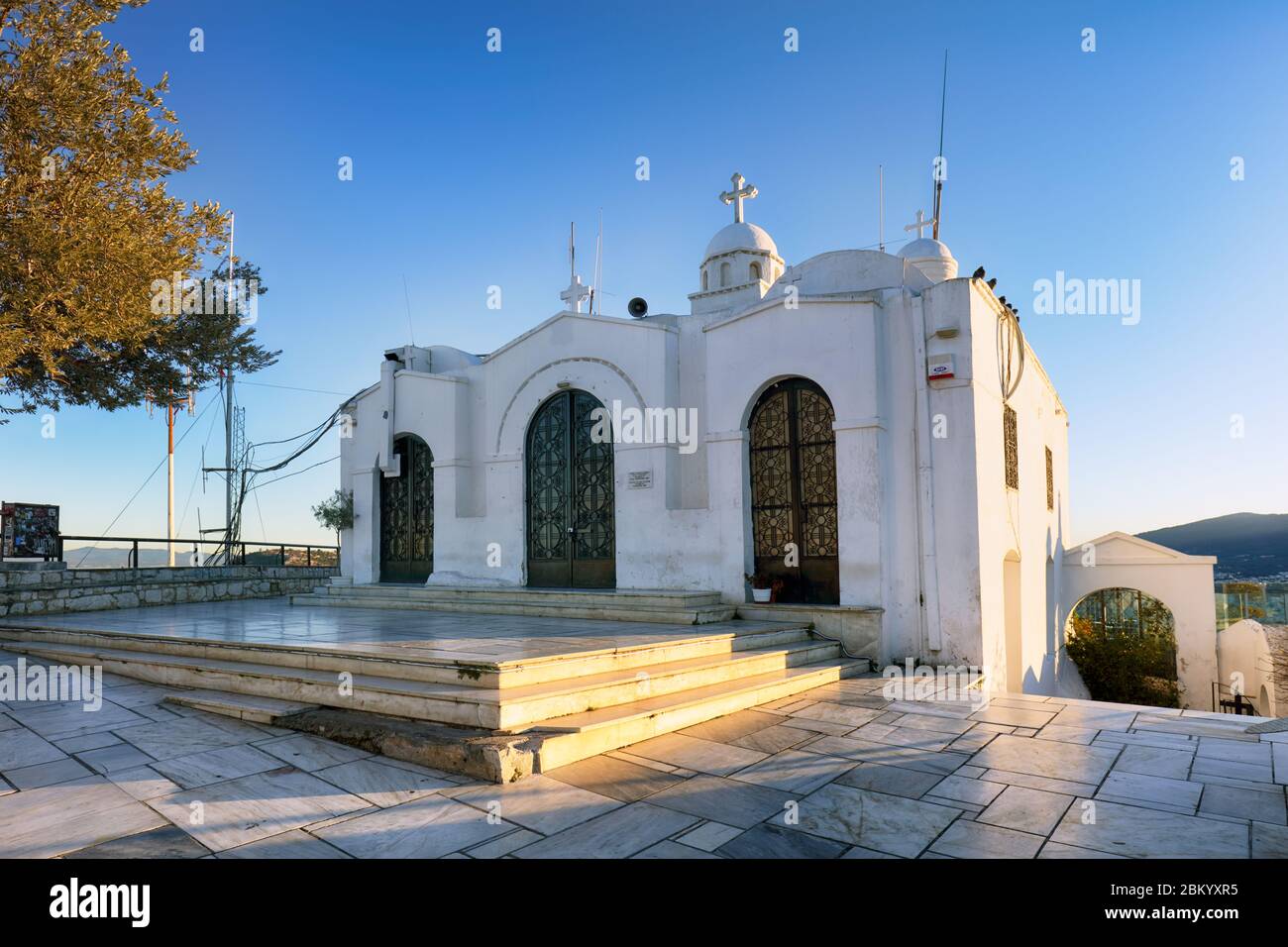 Kapelle Saint George's oben auf dem Berg Lycabettus in Athen, Griechenland Stockfoto