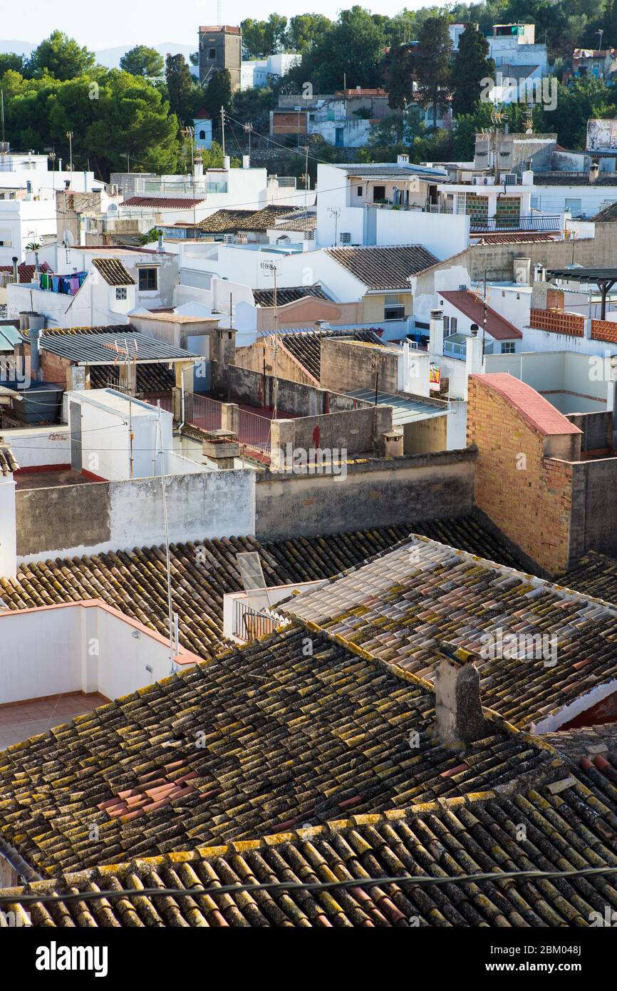 Blick auf die traditionelle spanische Altstadt Oliva in der spanischen Region Valencia Stockfoto