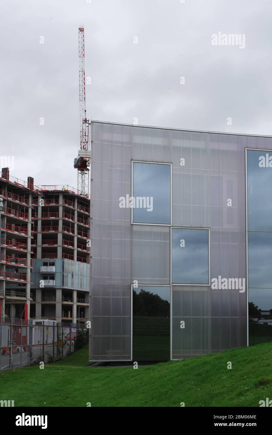 2000S Translucent Polycarbonate Cladding Laban Centre, King Charles Court, Greenwich Peninsula, London SE10 9JF von Herzog & de Meuron Stockfoto